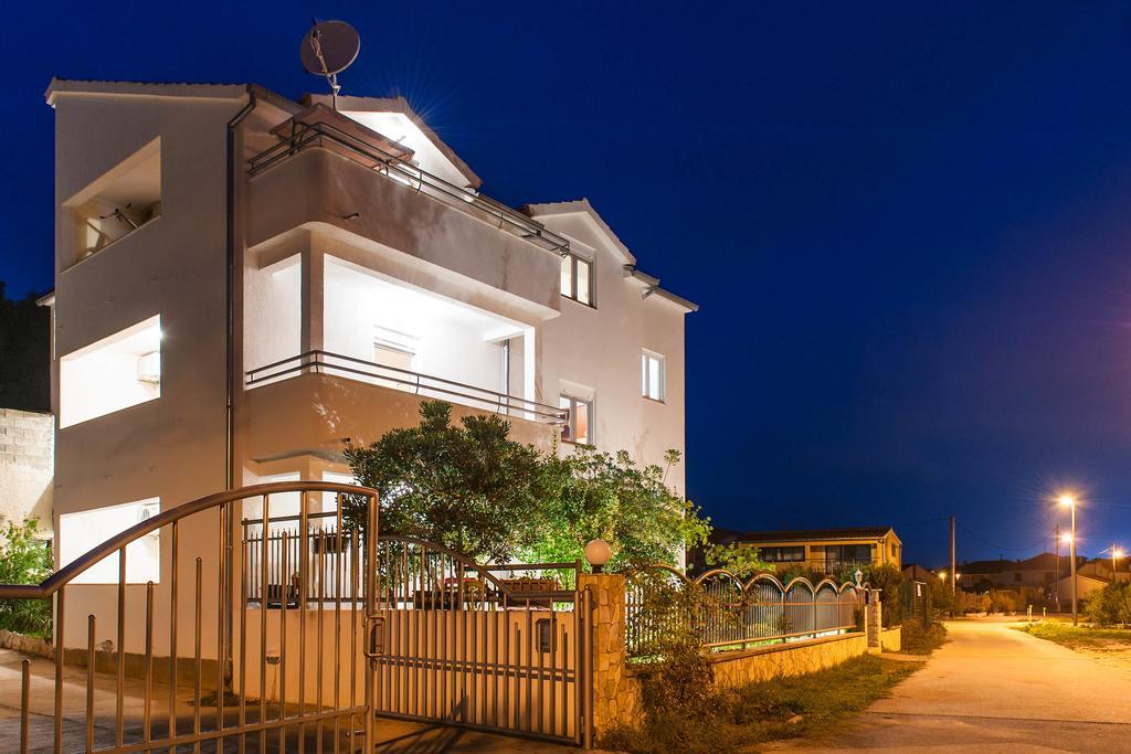 Apartments Maras Šibenik Exterior foto